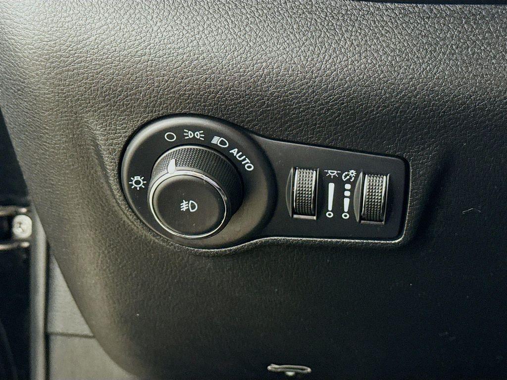 used 2022 Jeep Compass car, priced at $20,374