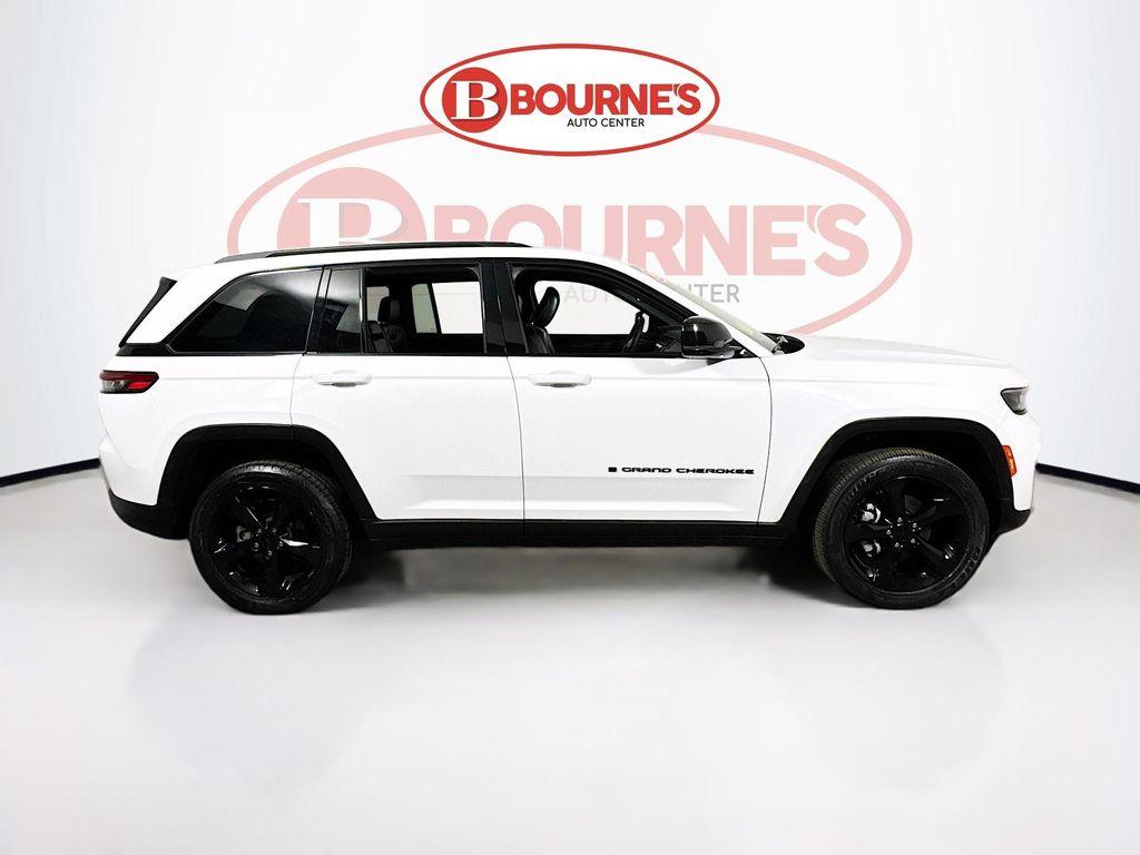 used 2023 Jeep Grand Cherokee car, priced at $30,590