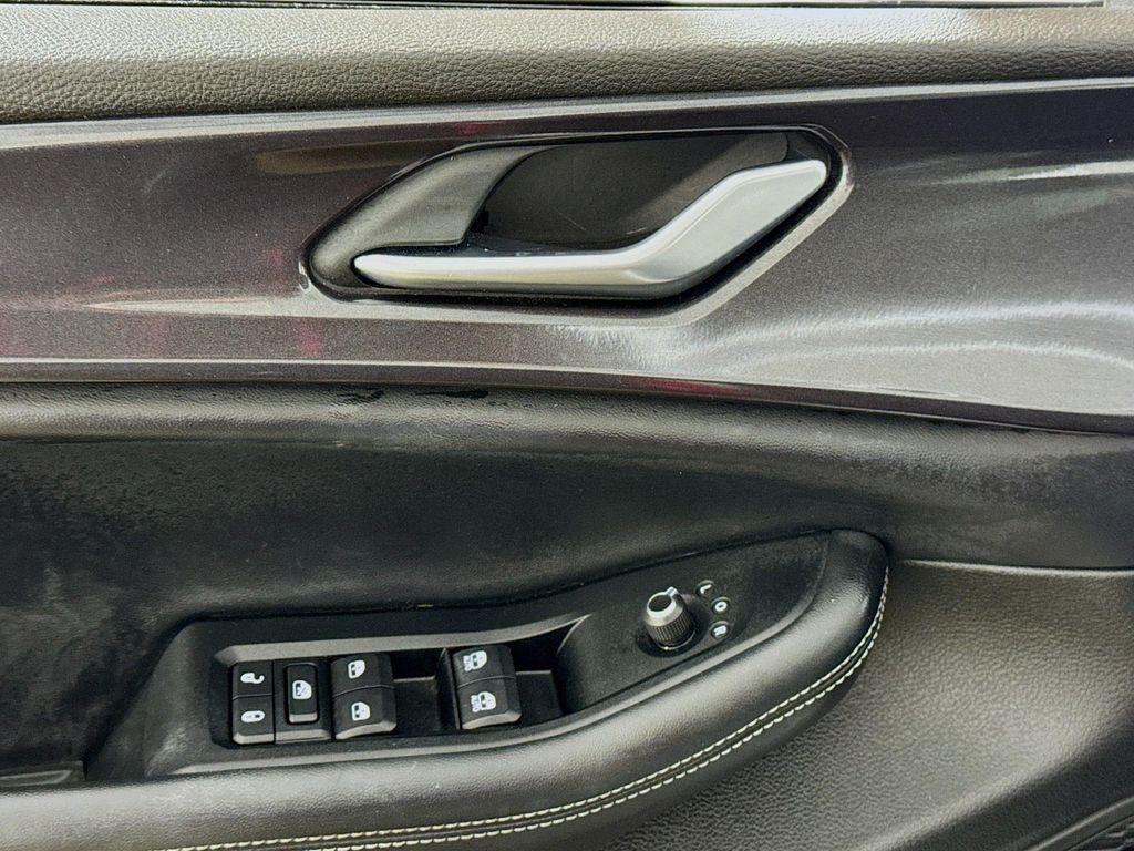 used 2023 Jeep Grand Cherokee car, priced at $30,590