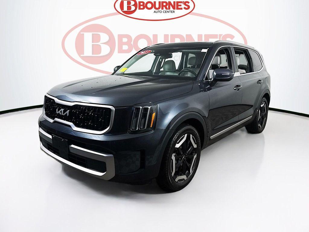 used 2023 Kia Telluride car, priced at $33,590