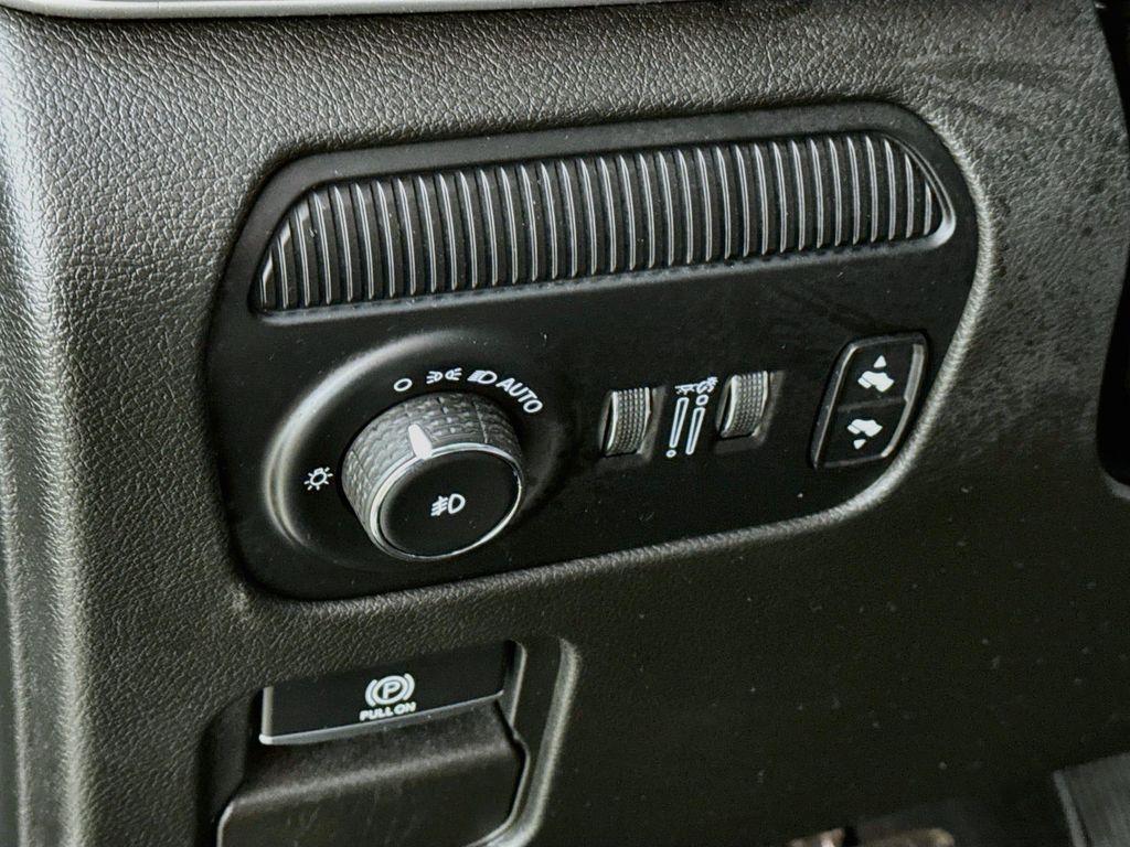 used 2022 Jeep Wagoneer car, priced at $41,490