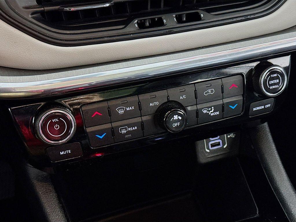 used 2022 Jeep Compass car, priced at $20,490