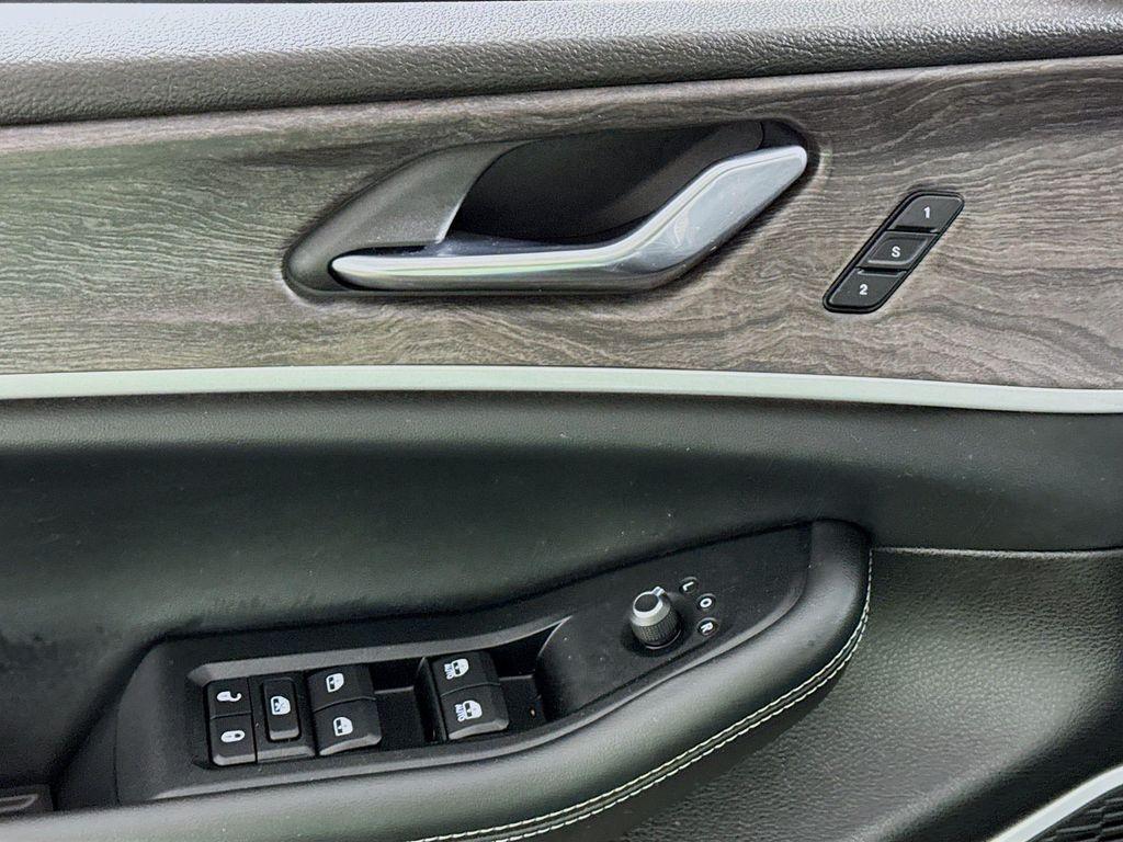 used 2024 Jeep Grand Cherokee 4xe car, priced at $29,990