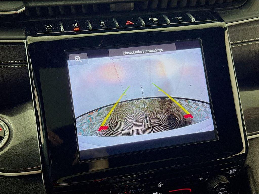 used 2022 Jeep Grand Cherokee car, priced at $26,290