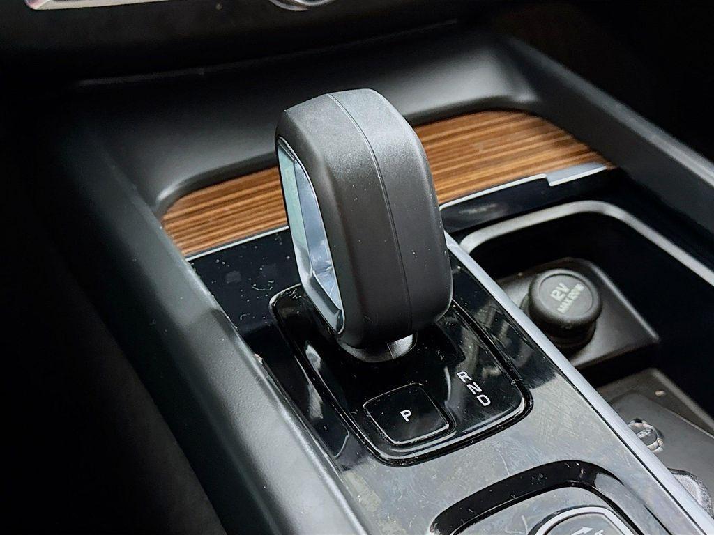 used 2023 Volvo XC60 car, priced at $32,990