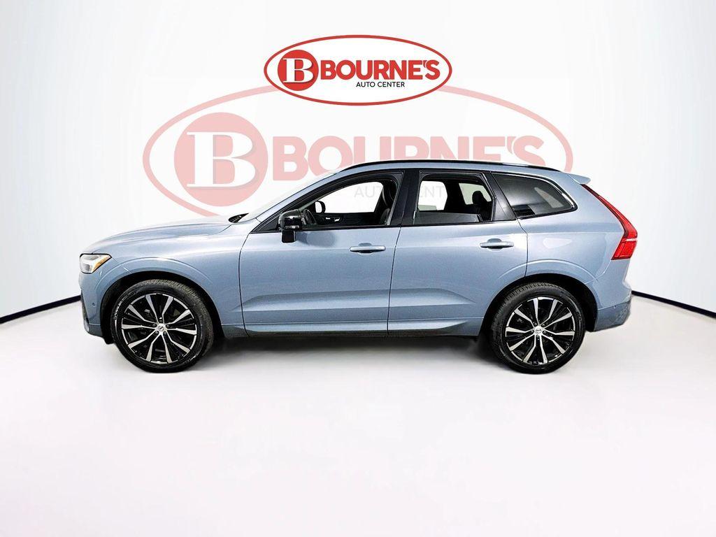 used 2023 Volvo XC60 car, priced at $32,990