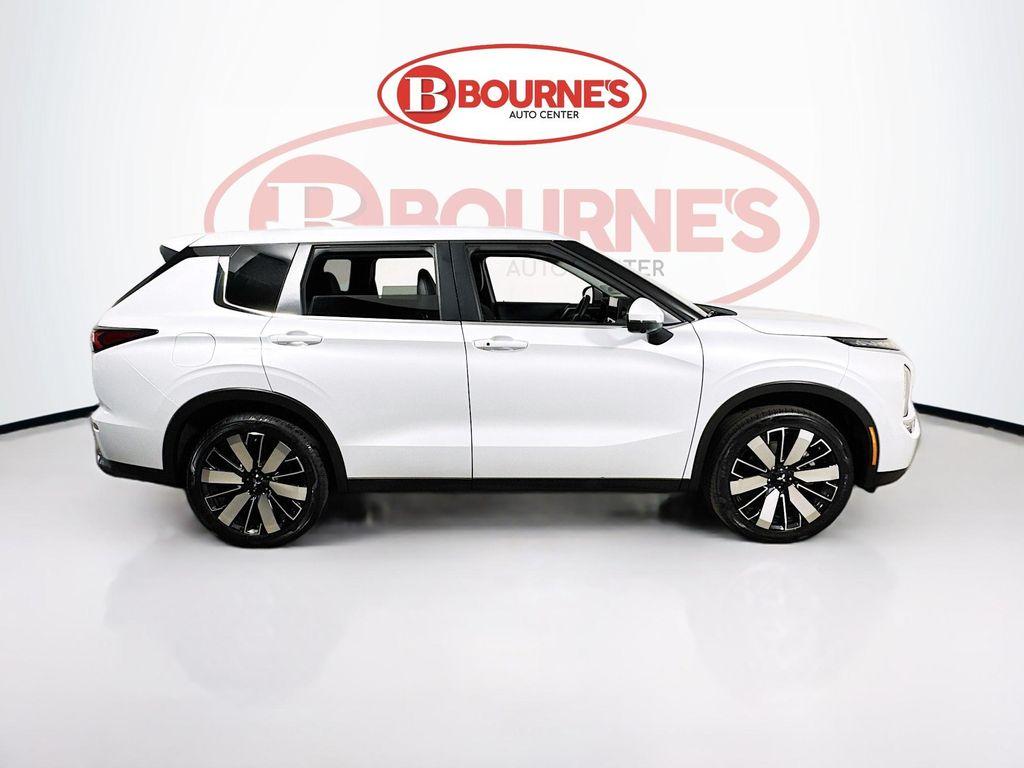 used 2025 Mitsubishi Outlander car, priced at $25,574