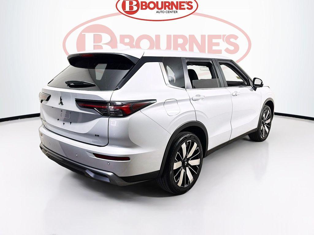 used 2025 Mitsubishi Outlander car, priced at $25,574