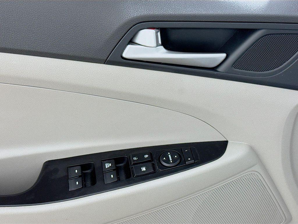 used 2021 Hyundai Tucson car, priced at $17,574