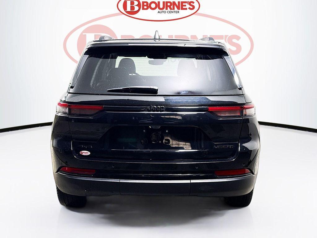used 2023 Jeep Grand Cherokee car, priced at $29,290