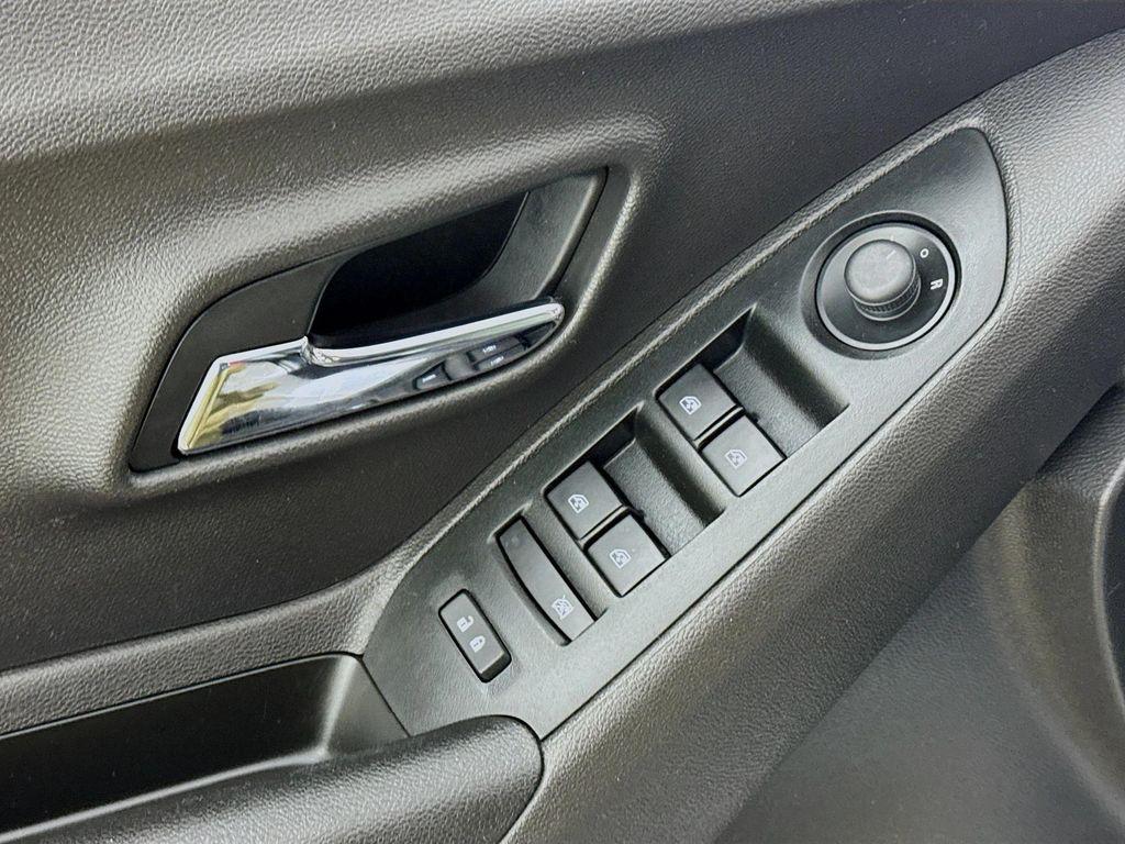 used 2020 Chevrolet Trax car, priced at $14,990