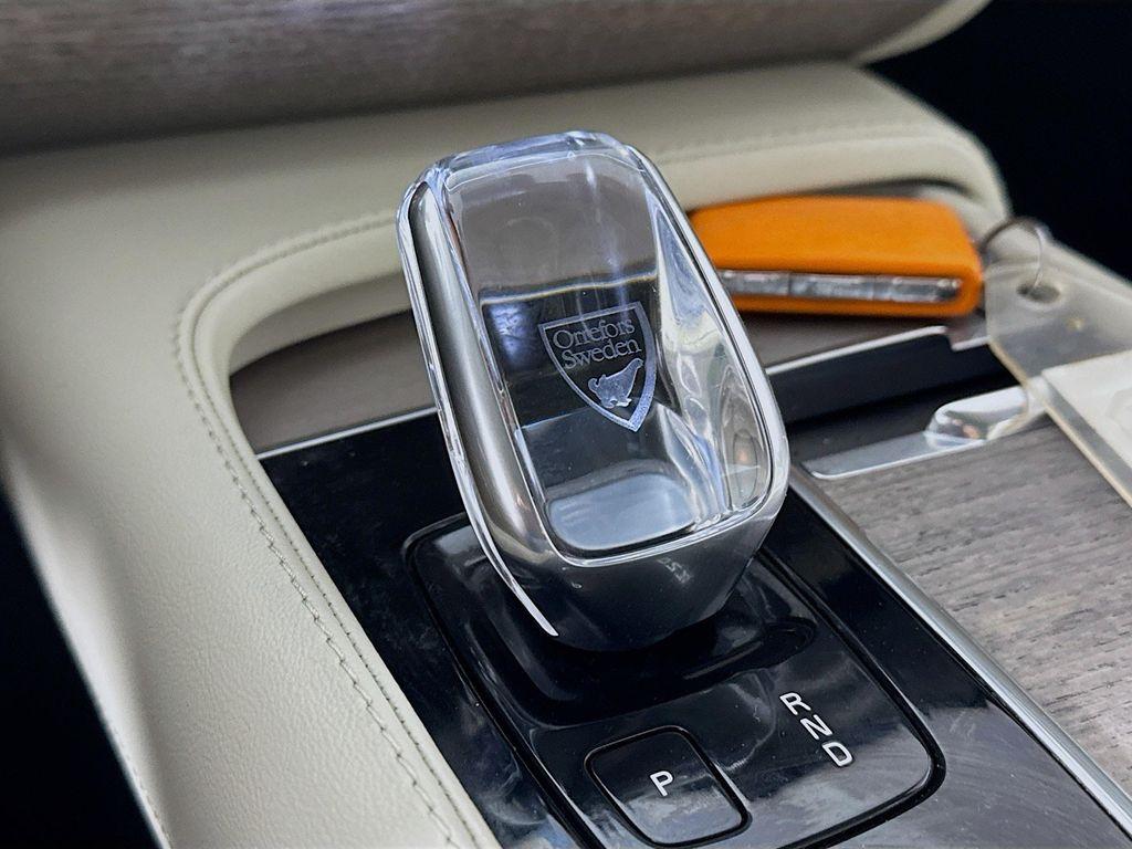 used 2022 Volvo XC90 Recharge Plug-In Hybrid car, priced at $29,574