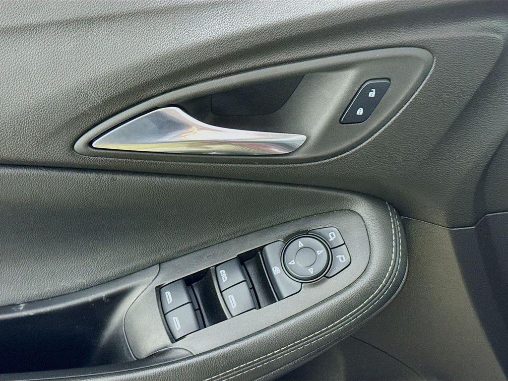 used 2023 Buick Encore GX car, priced at $19,290