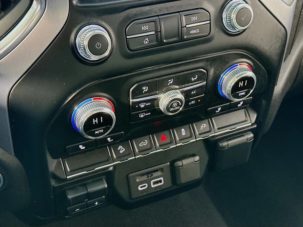 used 2022 GMC Sierra 1500 car, priced at $34,990