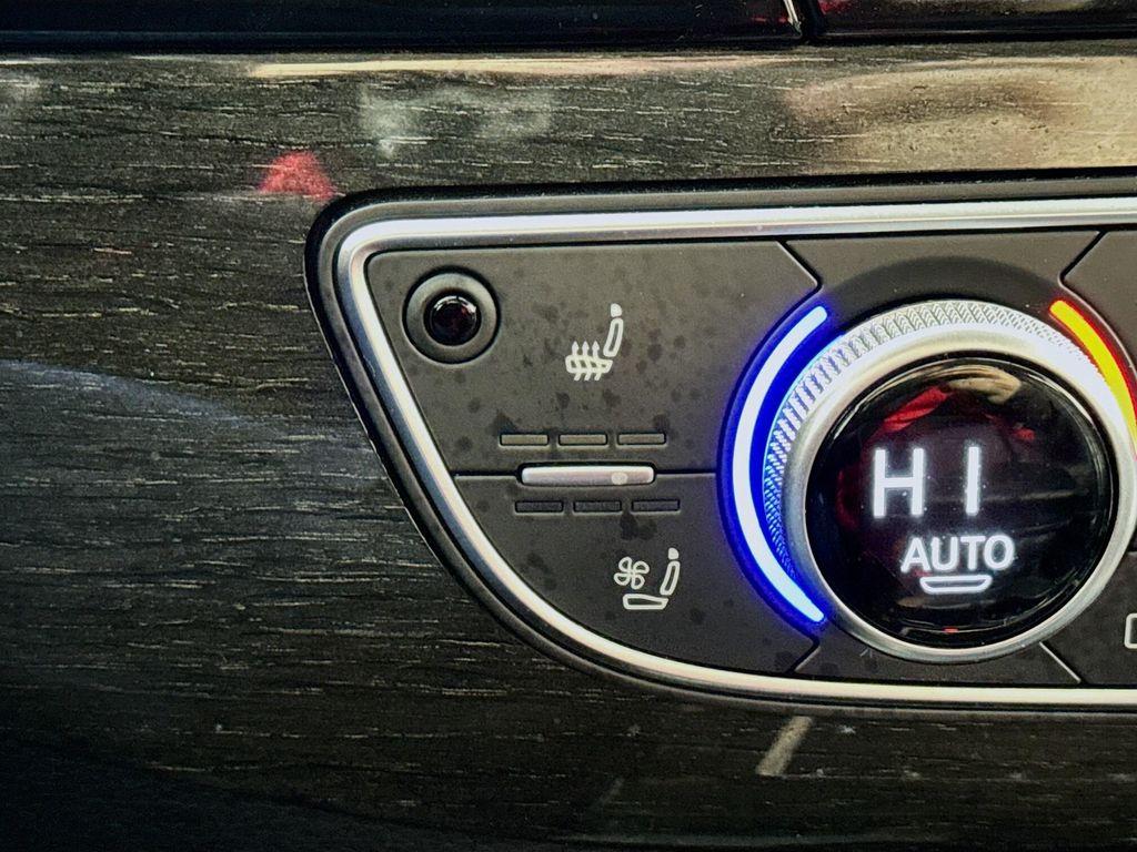 used 2019 Audi Q7 car, priced at $20,990