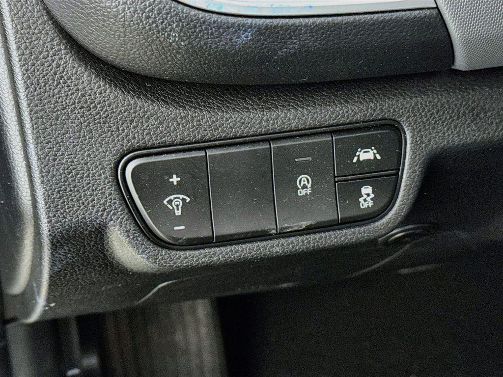 used 2023 Kia Seltos car, priced at $21,174