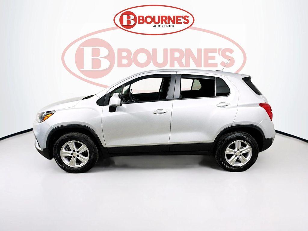 used 2022 Chevrolet Trax car, priced at $18,990