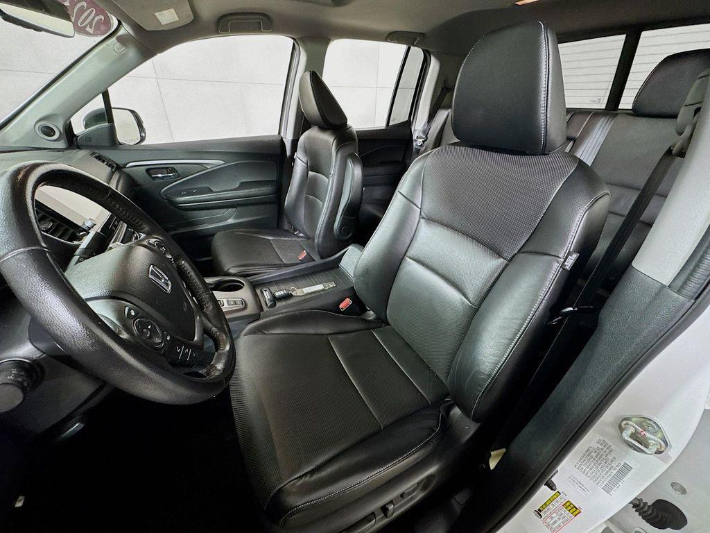 used 2023 Honda Ridgeline car, priced at $31,390