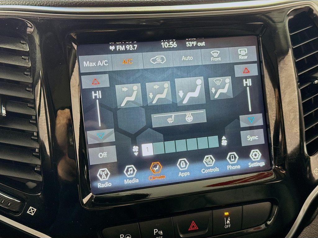 used 2021 Jeep Cherokee car, priced at $21,190