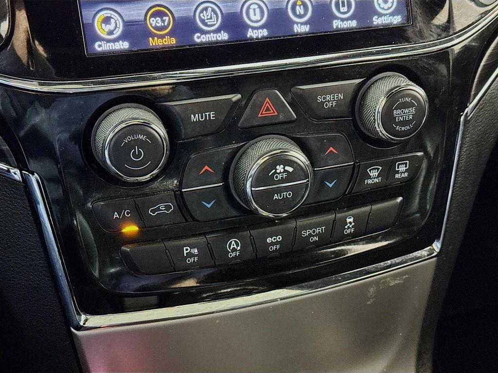 used 2021 Jeep Grand Cherokee car, priced at $22,290