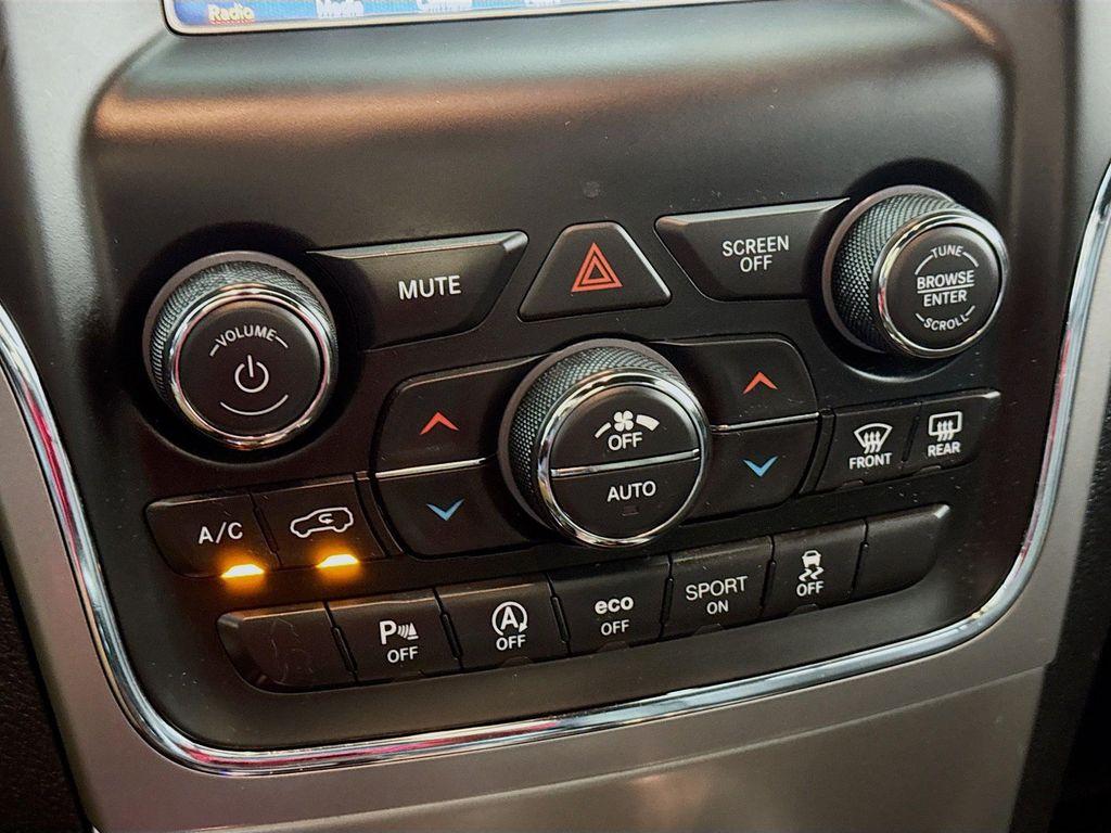 used 2021 Jeep Grand Cherokee car, priced at $19,690