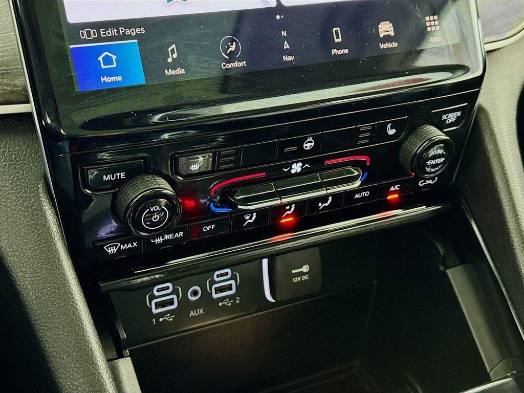 used 2023 Jeep Grand Cherokee car, priced at $29,990