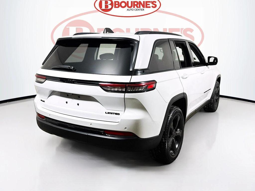 used 2023 Jeep Grand Cherokee car, priced at $29,990