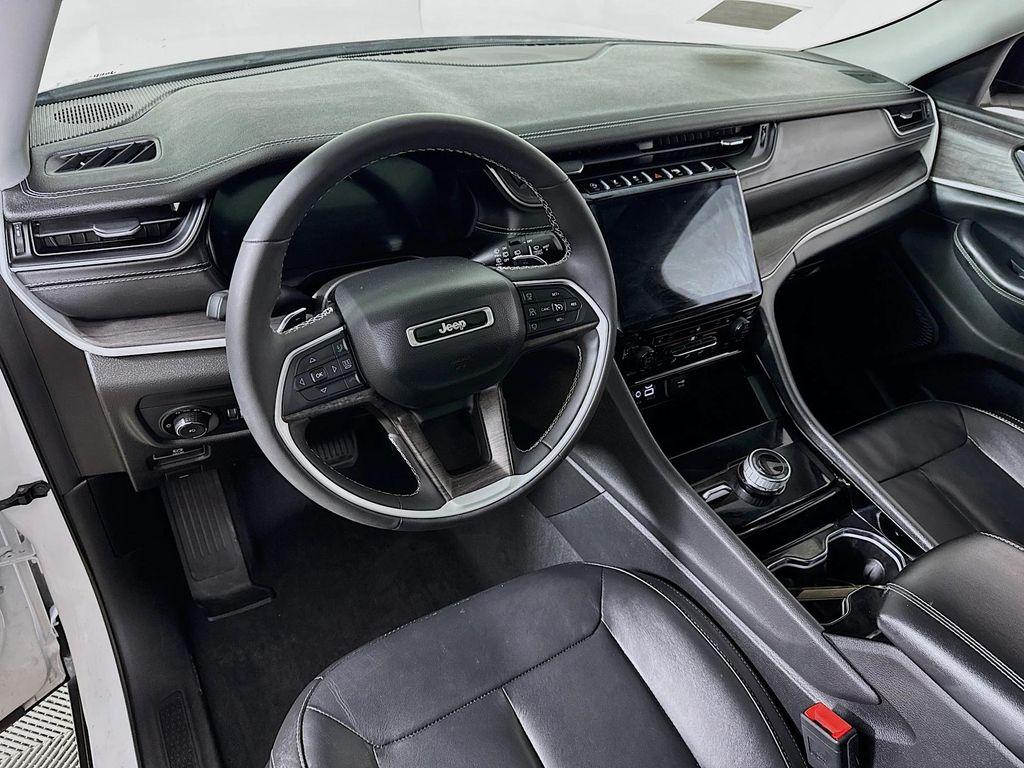 used 2023 Jeep Grand Cherokee car, priced at $29,990