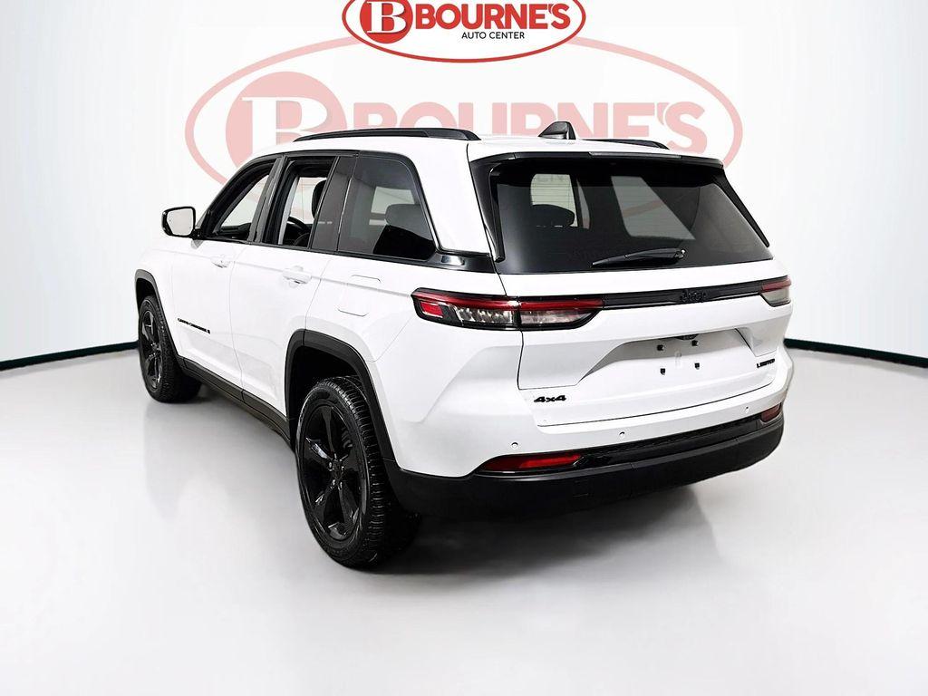 used 2023 Jeep Grand Cherokee car, priced at $29,990