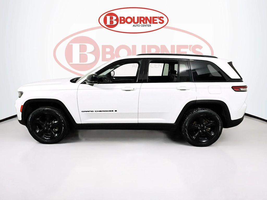 used 2023 Jeep Grand Cherokee car, priced at $29,990