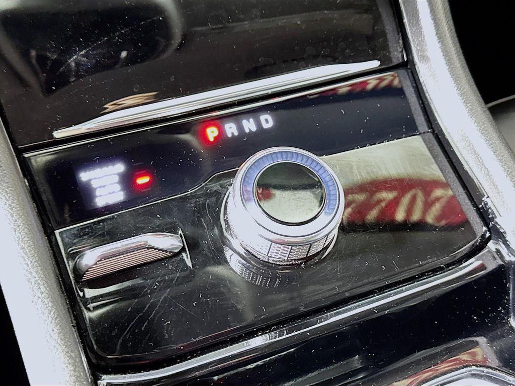 used 2022 Jeep Grand Cherokee L car, priced at $28,990