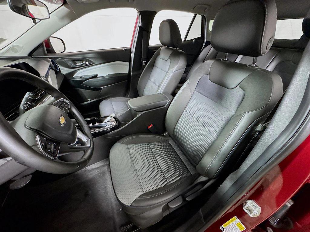 used 2025 Chevrolet Trax car, priced at $19,790