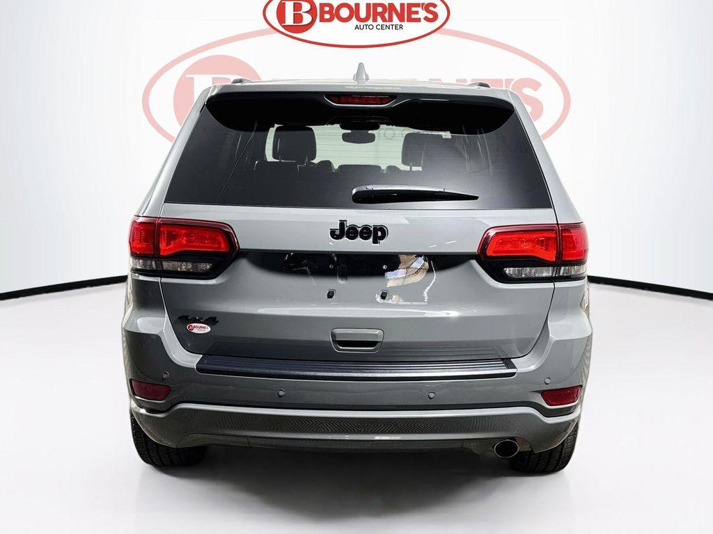used 2022 Jeep Grand Cherokee car, priced at $25,790