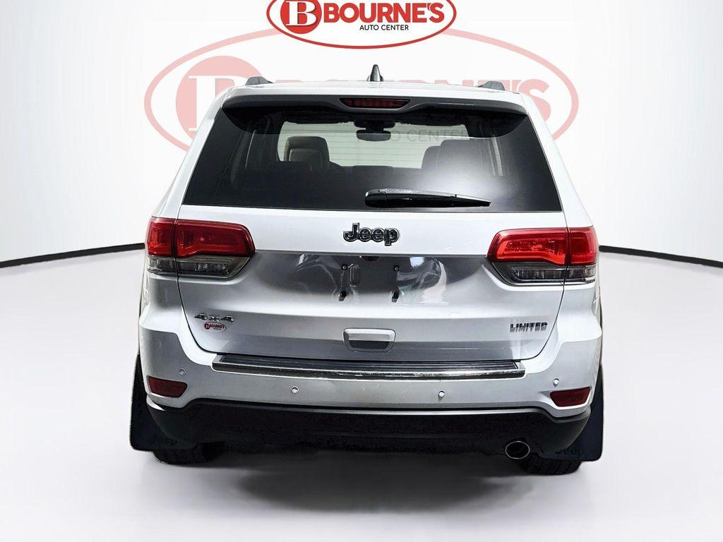 used 2019 Jeep Grand Cherokee car, priced at $17,574