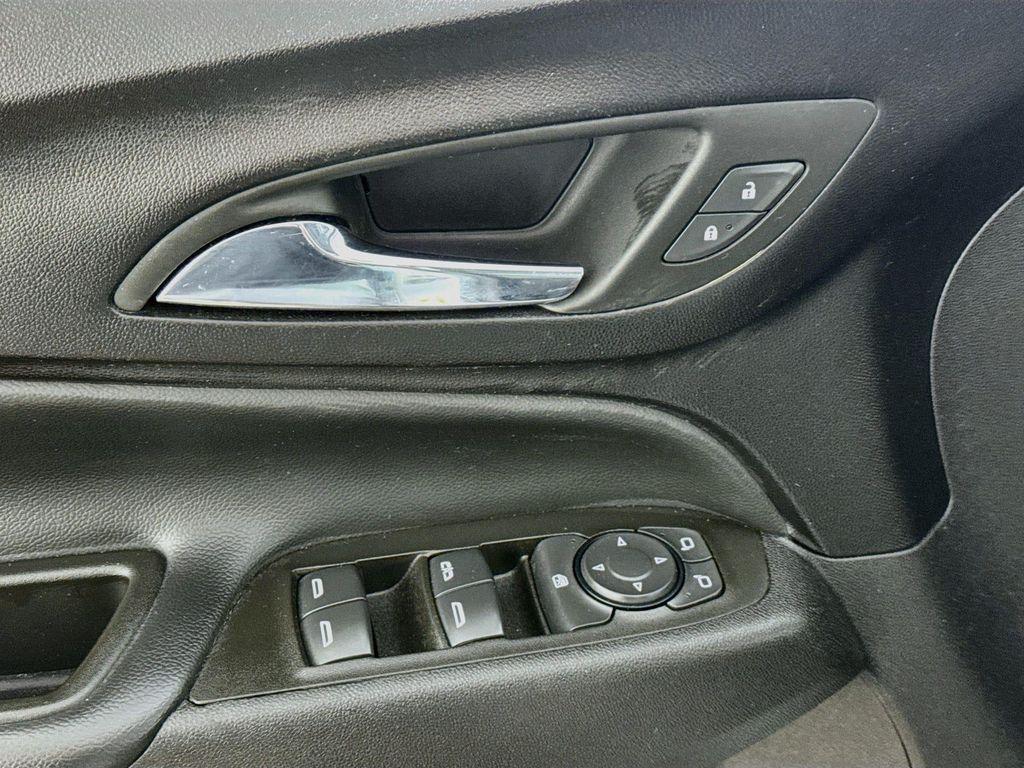 used 2024 Chevrolet Equinox car, priced at $24,574