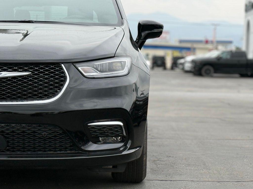 new 2026 Chrysler Pacifica car