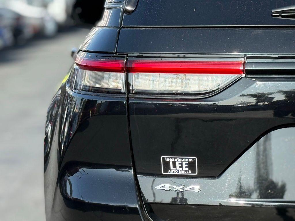 used 2022 Jeep Grand Cherokee car, priced at $38,888