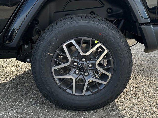 new 2025 Jeep Wrangler car, priced at $48,401