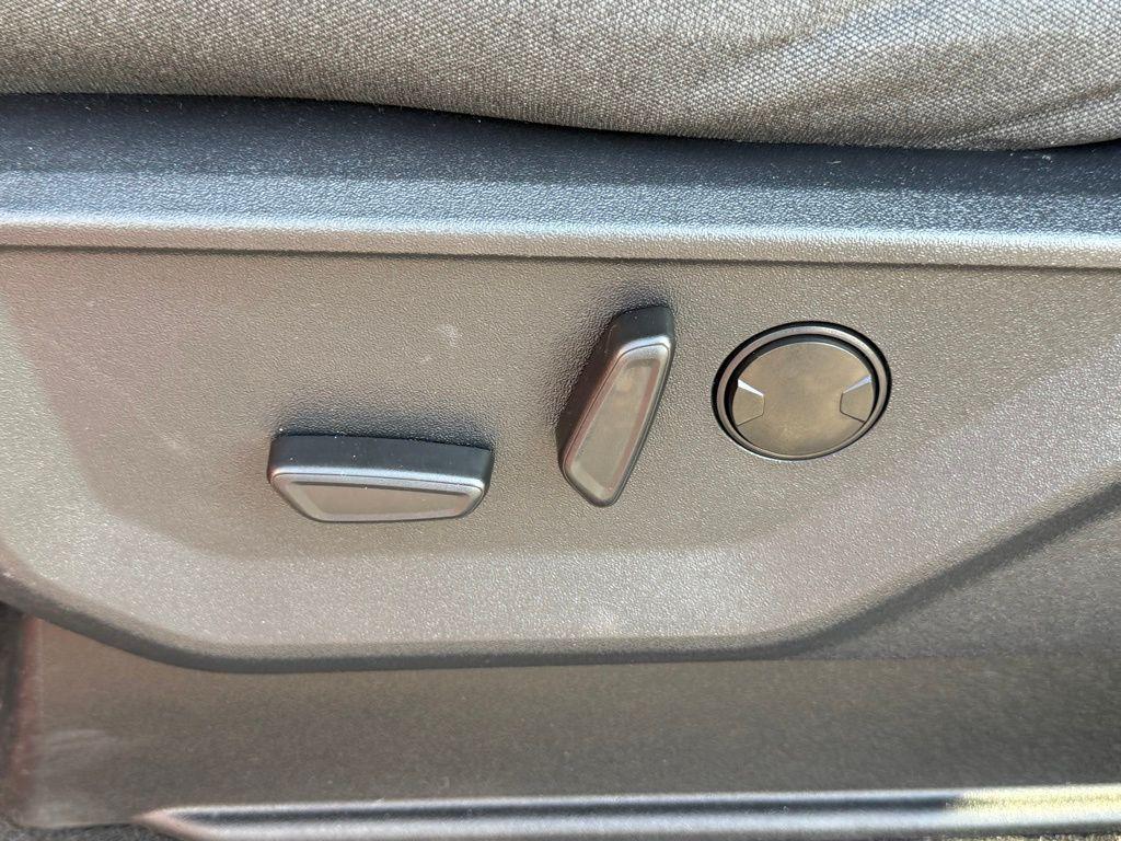 used 2024 Ford F-150 car, priced at $35,984