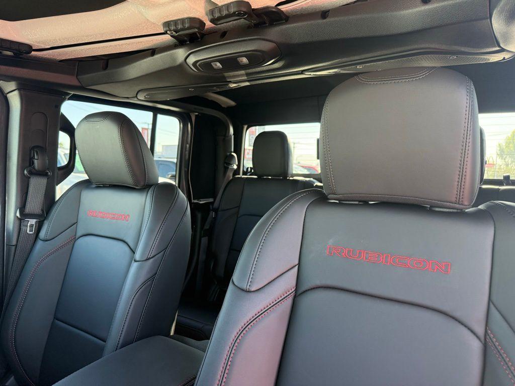 new 2025 Jeep Gladiator car, priced at $51,365