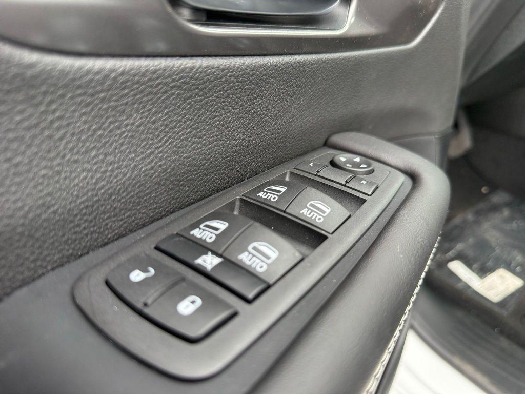 new 2026 Chrysler Pacifica car