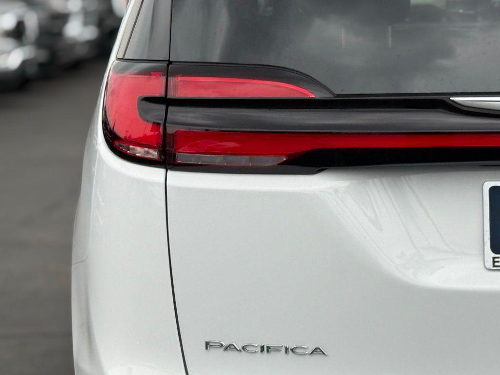 new 2026 Chrysler Pacifica car