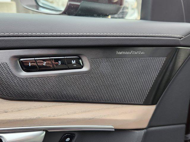 new 2026 Volvo XC90 car, priced at $71,405