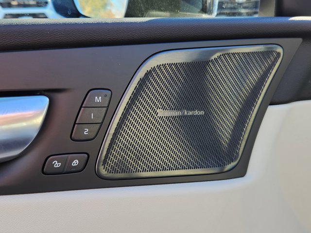 new 2026 Volvo XC60 Plug-In Hybrid car, priced at $75,235