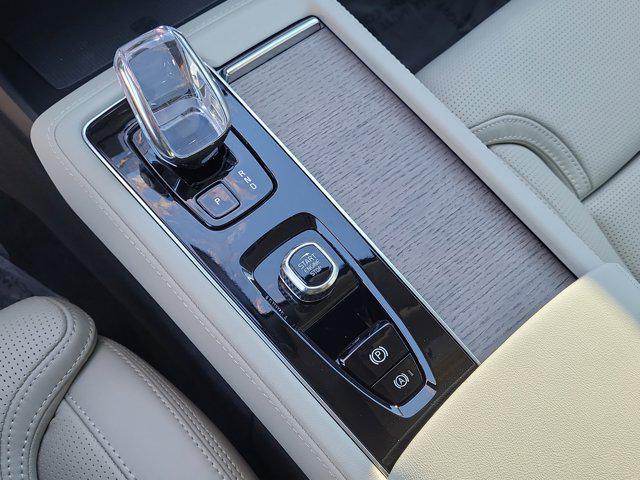 new 2026 Volvo XC90 car, priced at $75,155