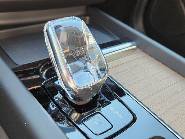 new 2026 Volvo XC60 Plug-In Hybrid car, priced at $75,235