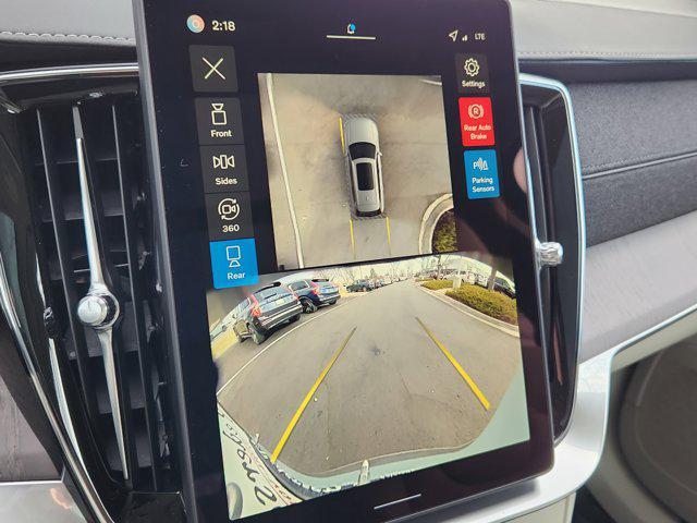 new 2026 Volvo XC90 Plug-In Hybrid car, priced at $85,625