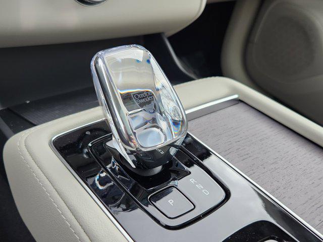 new 2026 Volvo XC90 Plug-In Hybrid car, priced at $85,625