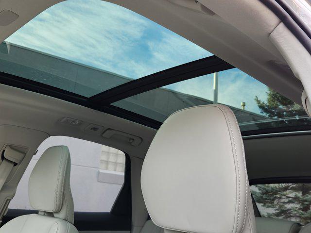 new 2026 Volvo XC60 Plug-In Hybrid car, priced at $75,235