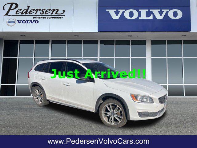 used 2018 Volvo V60 Cross Country car, priced at $17,990
